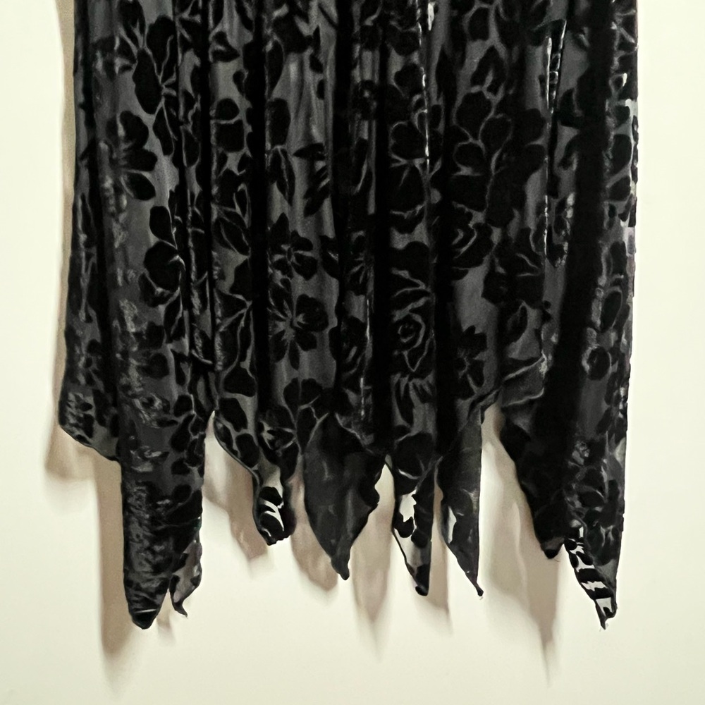 “Shrine” Burnout velvet sheer goth skirt - Picture 3 of 5